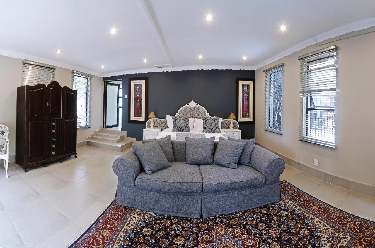 Le Grant Guesthhouse Aparthotel Kroonstad Exteriör bild