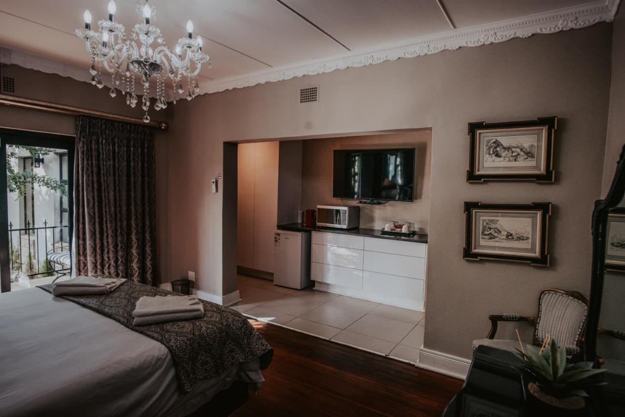 Le Grant Guesthhouse Aparthotel Kroonstad Exteriör bild