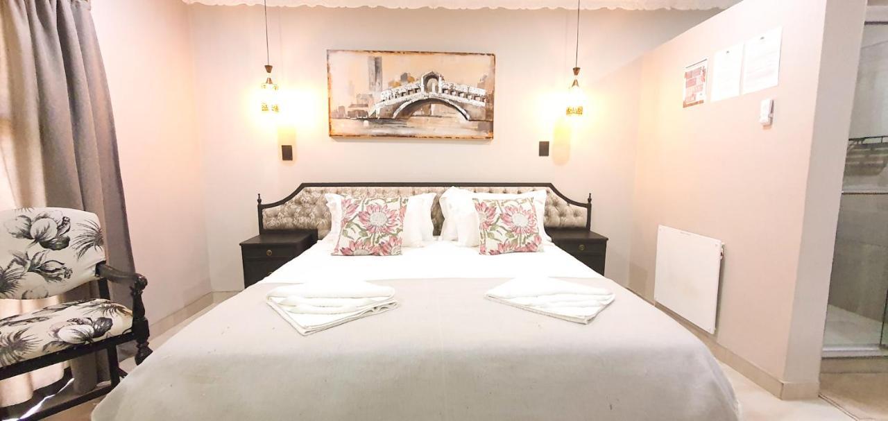 Le Grant Guesthhouse Aparthotel Kroonstad Exteriör bild
