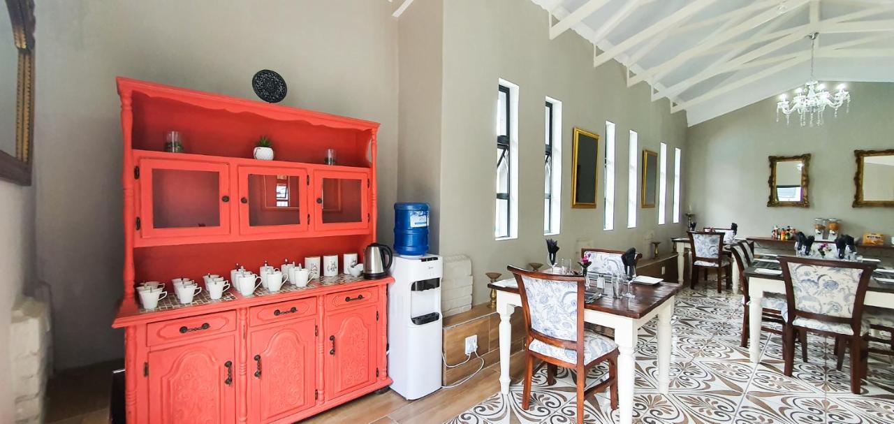 Le Grant Guesthhouse Aparthotel Kroonstad Exteriör bild
