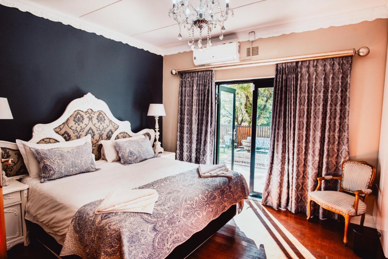 Le Grant Guesthhouse Aparthotel Kroonstad Exteriör bild