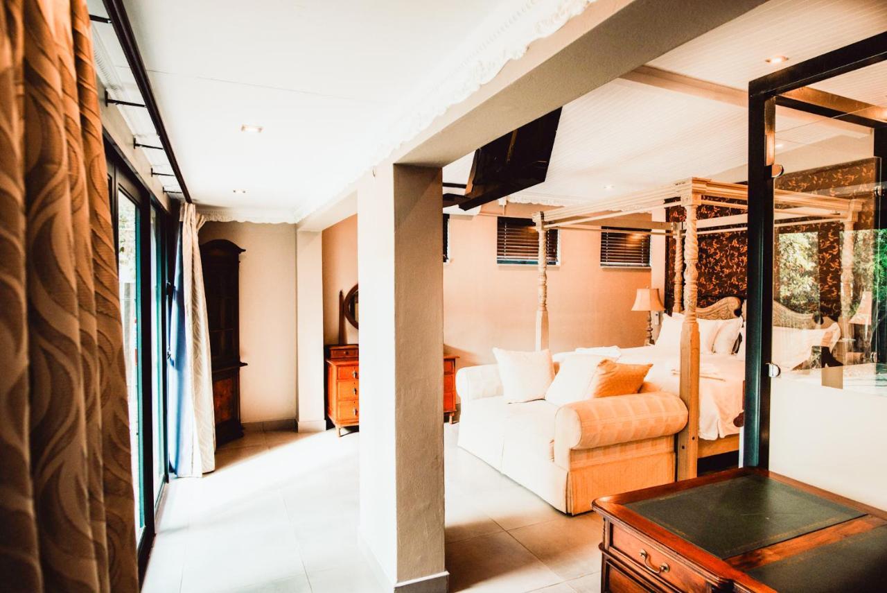 Le Grant Guesthhouse Aparthotel Kroonstad Exteriör bild
